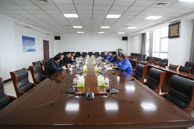 新安縣委副書記、縣長崔占科到萬基控股集團調(diào)研