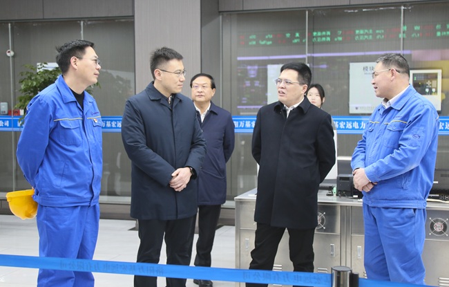 洛陽市副市長陳劍鋒到萬基控股集團調(diào)研